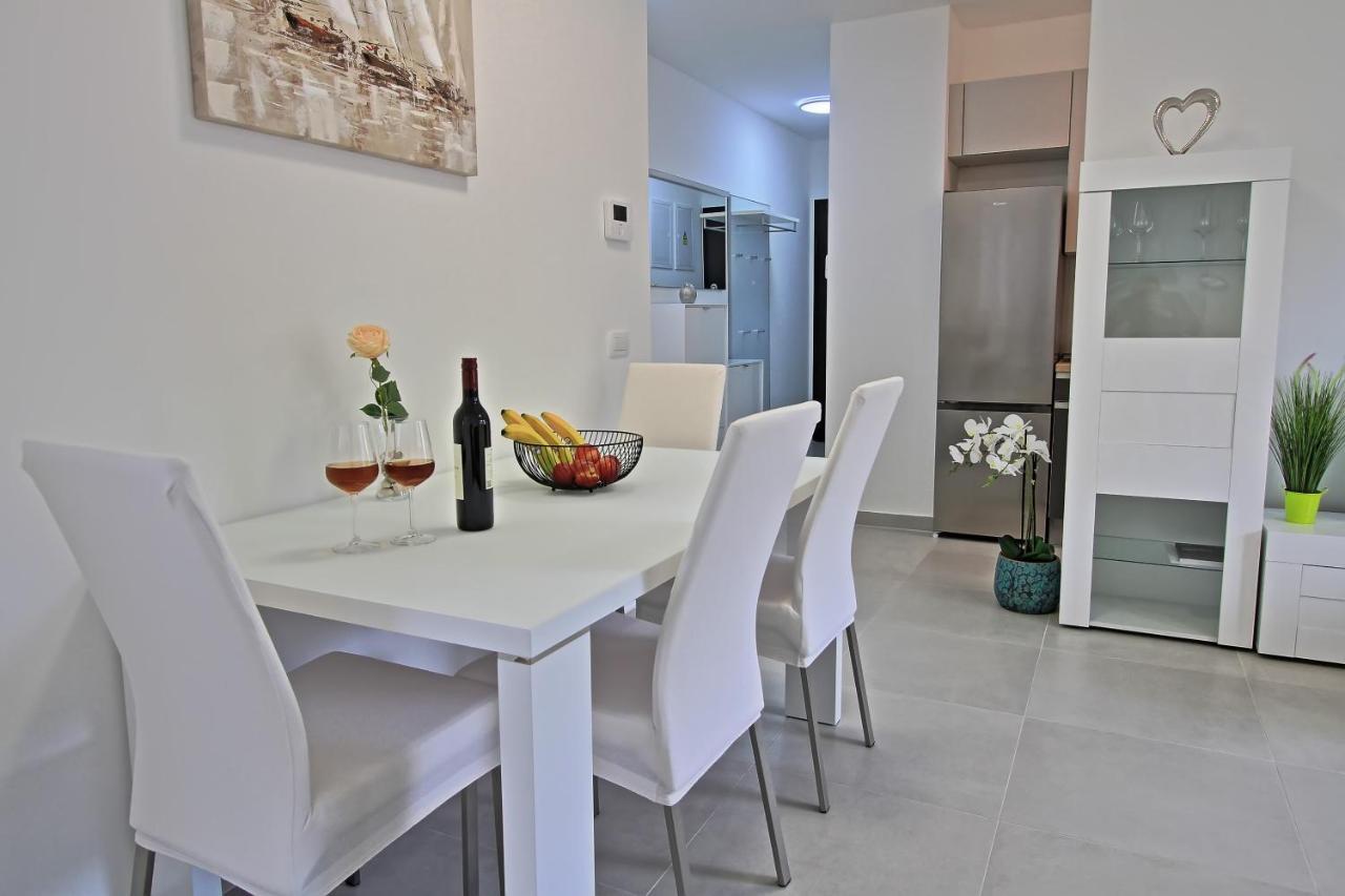 Bonaca Apartment Сен Екстериор снимка